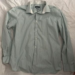 Perry Ellis Slim Fit Button Down Shirt